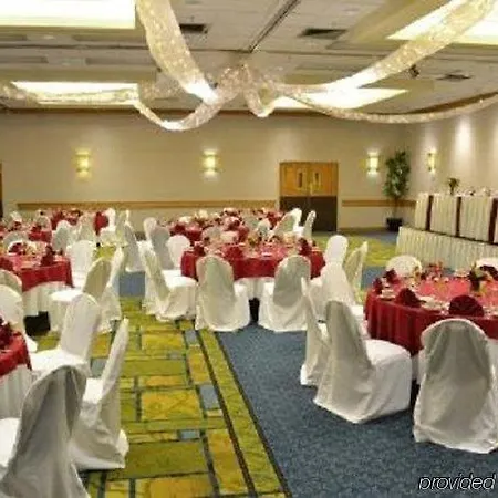 Cortina Inn 